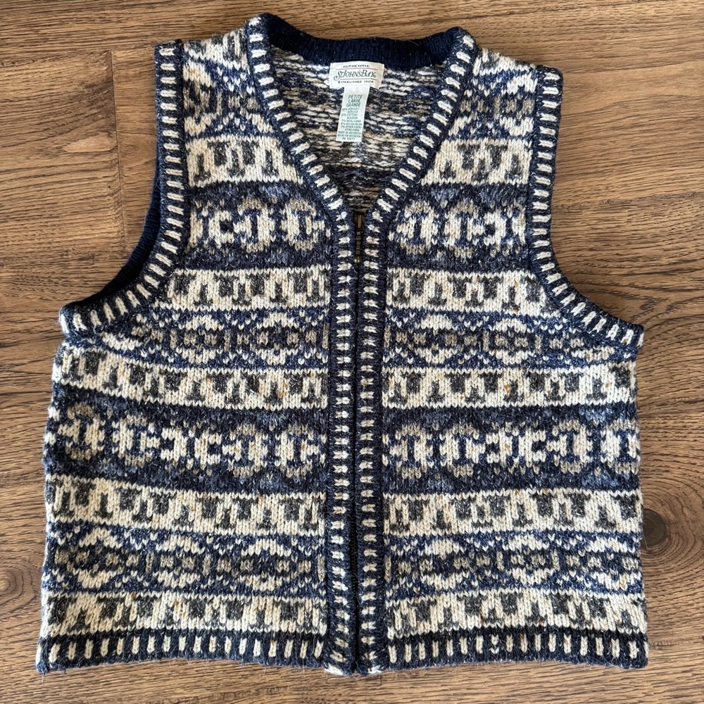 Vintage St. John's Bay Navy and Beige Knit Sweater vest